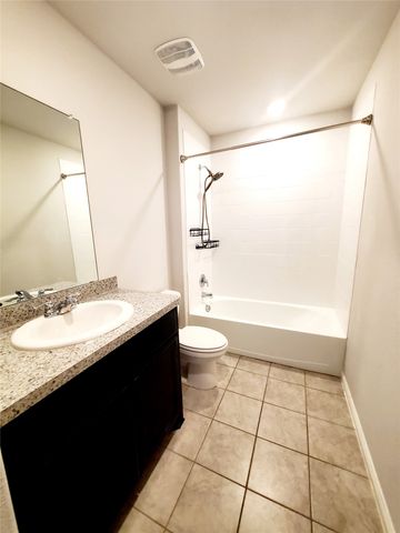 16612 Portage Street, Justin, TX 76247