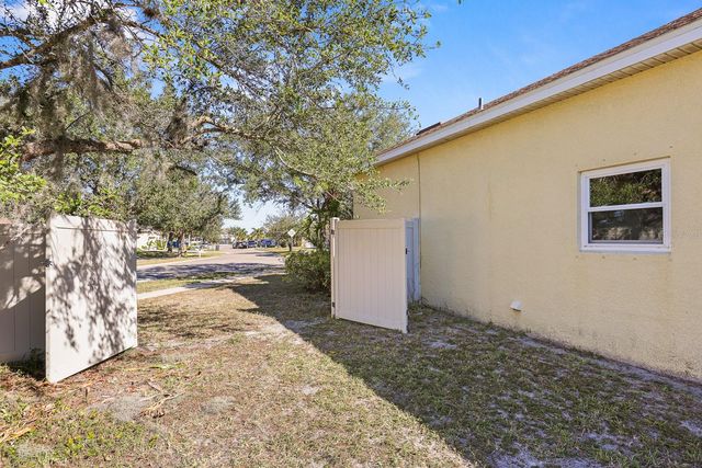 624 MARION HILL LANE, Ruskin, FL 33570