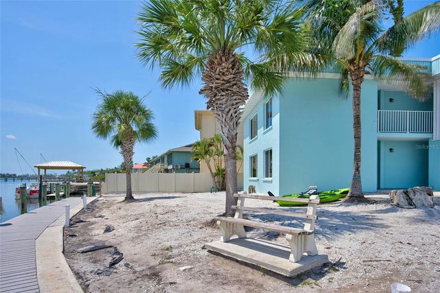 5055 N BEACH ROAD 101, Englewood, FL 34223