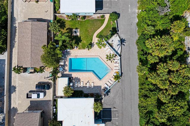 5055 N BEACH ROAD 101, Englewood, FL 34223