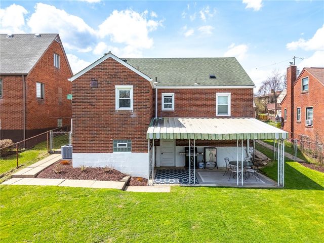 416 Phillips Avenue, Stowe Twp, PA 15136