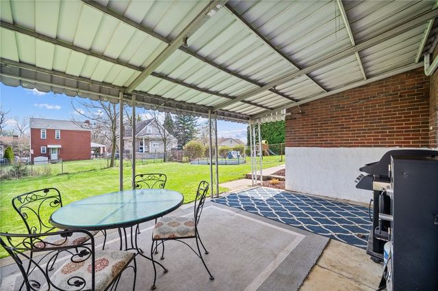 416 Phillips Avenue, Stowe Twp, PA 15136