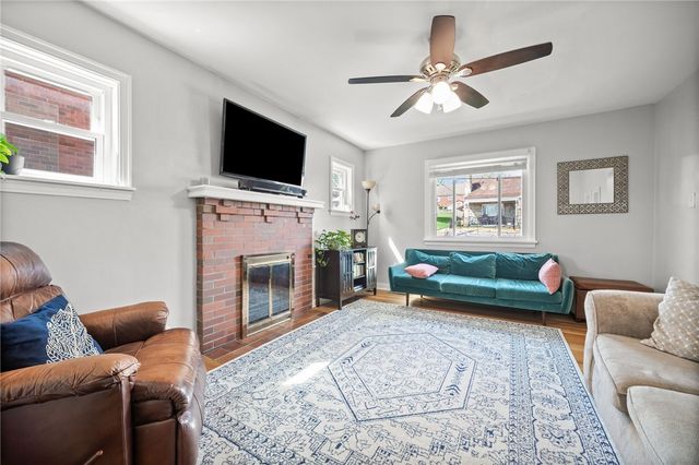416 Phillips Avenue, Stowe Twp, PA 15136