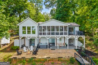 214 Sugar Cane Drive, Hartwell, GA 30643