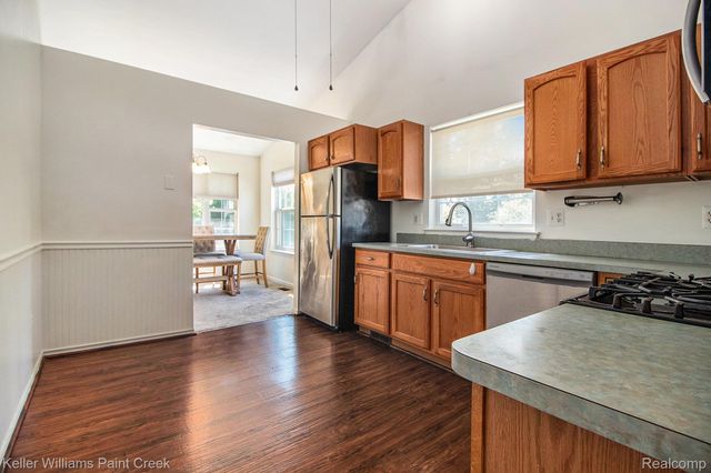 170 Cherry Hill Pointe Drive, Canton Charter Township, MI 48187