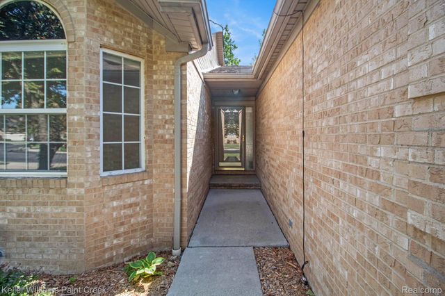 170 Cherry Hill Pointe Drive, Canton Charter Township, MI 48187