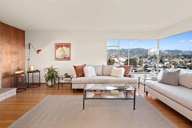 855 Solano Ave, Albany, CA 94706