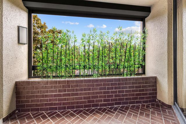 5555 Del Monte Drive 207, Houston, TX 77056