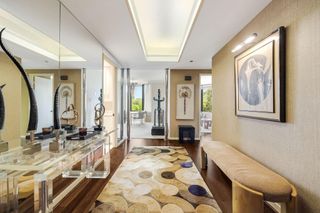 5555 Del Monte Drive 207, Houston, TX 77056