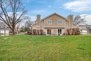811 Burr Oaks Drive 1201, West Des Moines, IA 50266