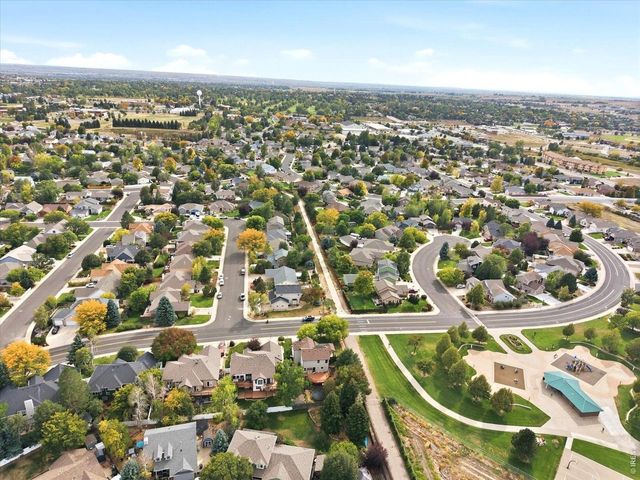 5239 W 13th Street Rd, Greeley, CO 80634