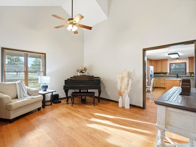 5239 W 13th Street Rd, Greeley, CO 80634