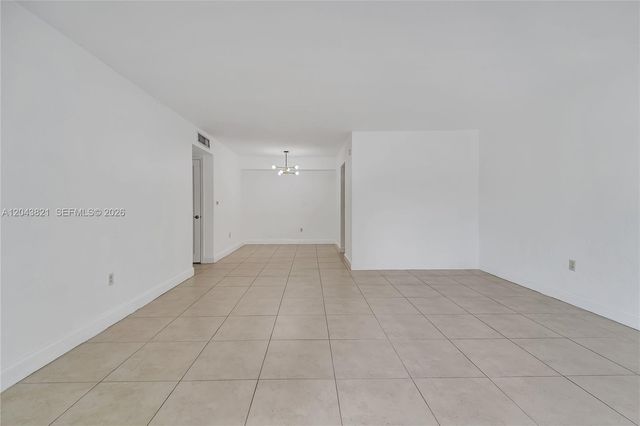 1205 Mariposa Avenue 307, Coral Gables, FL 33146