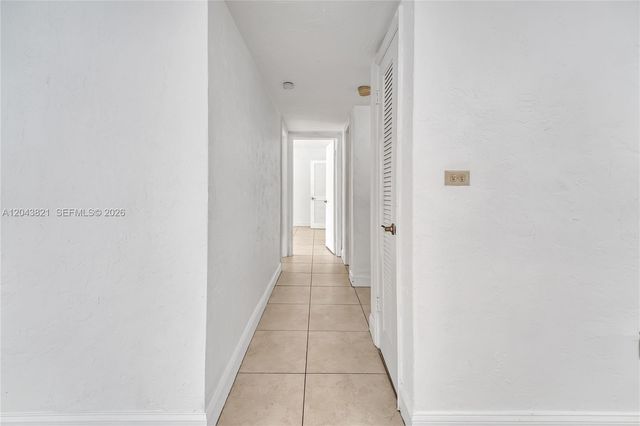 1205 Mariposa Avenue 307, Coral Gables, FL 33146