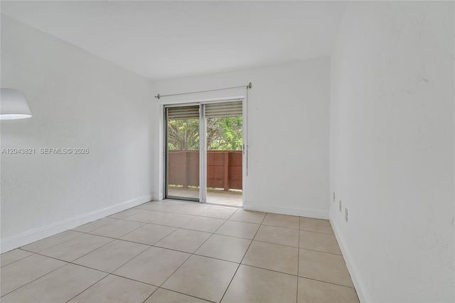 1205 Mariposa Avenue 307, Coral Gables, FL 33146