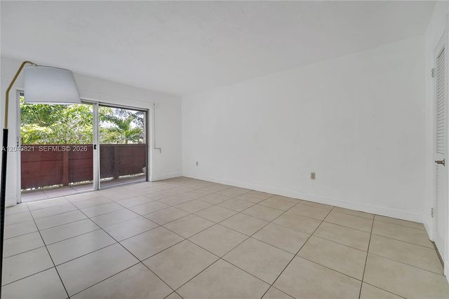 1205 Mariposa Avenue 307, Coral Gables, FL 33146