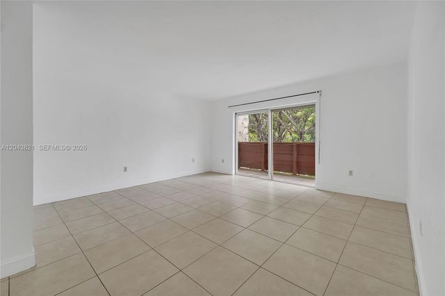 1205 Mariposa Avenue 307, Coral Gables, FL 33146