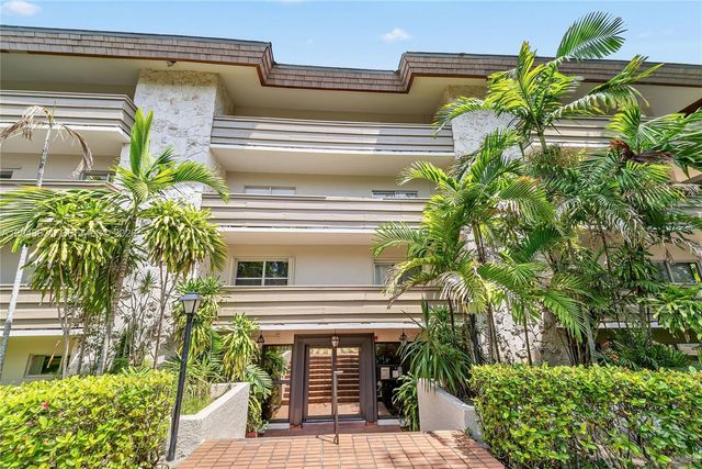 1205 Mariposa Avenue 307, Coral Gables, FL 33146