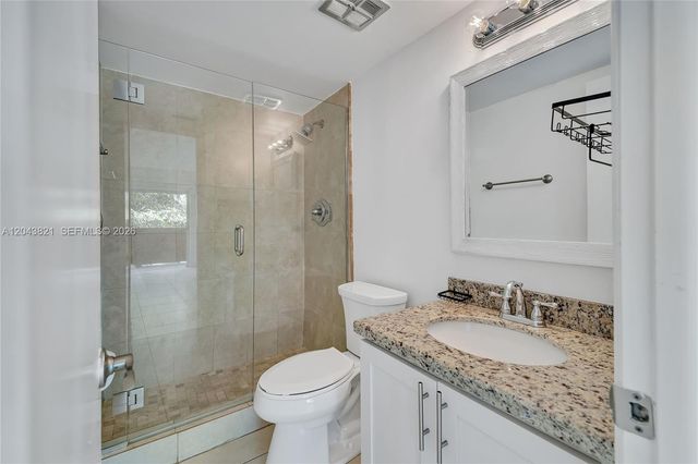 1205 Mariposa Avenue 307, Coral Gables, FL 33146
