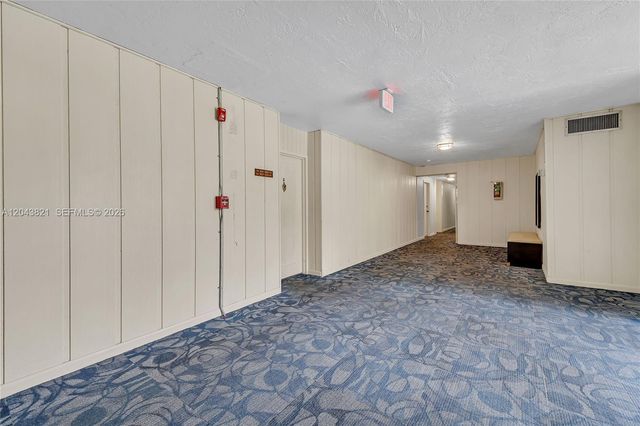 1205 Mariposa Avenue 307, Coral Gables, FL 33146