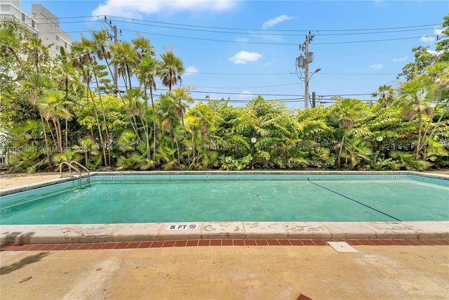 1205 Mariposa Avenue 307, Coral Gables, FL 33146