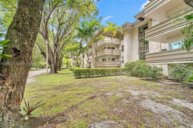 1205 Mariposa Avenue 307, Coral Gables, FL 33146