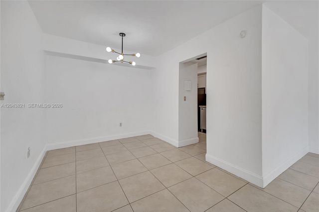 1205 Mariposa Avenue 307, Coral Gables, FL 33146