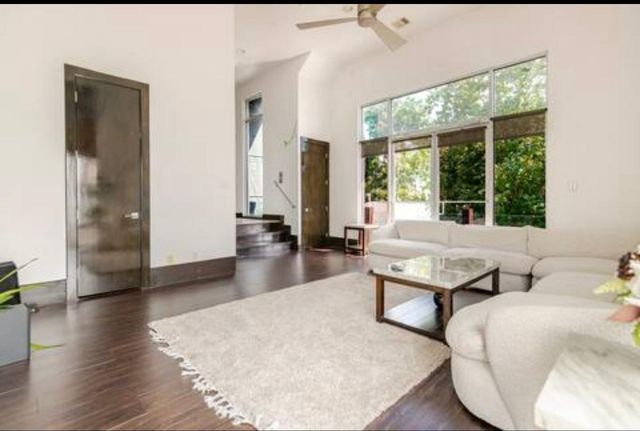 4118 Floyd Street A, Houston, TX 77007