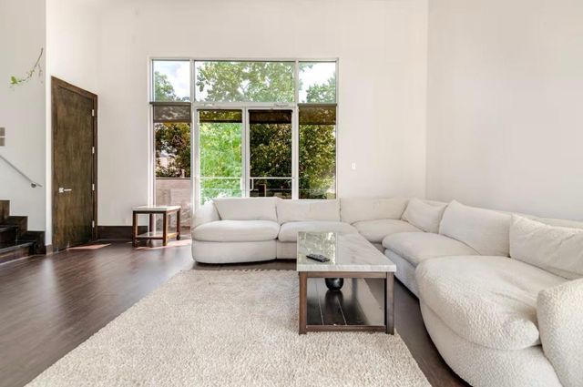 4118 Floyd Street A, Houston, TX 77007