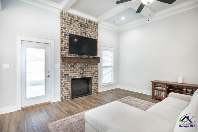 128 Woodwinds Court, Kathleen, GA 31047