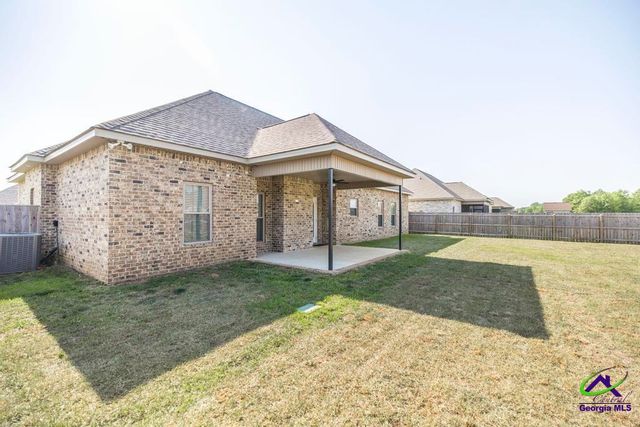 128 Woodwinds Court, Kathleen, GA 31047