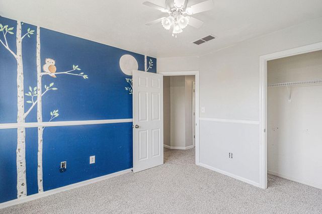 102 Chestnut Lane, Versailles, KY 40383