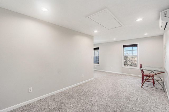 102 Chestnut Lane, Versailles, KY 40383