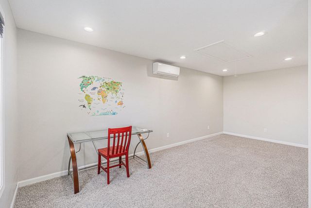 102 Chestnut Lane, Versailles, KY 40383