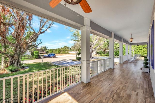 5288 Sand Dollar LN, Naples, FL 34103