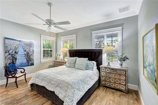 5288 Sand Dollar LN, Naples, FL 34103