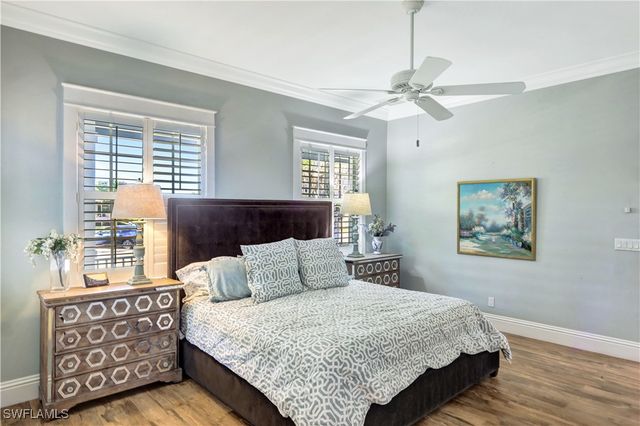 5288 Sand Dollar LN, Naples, FL 34103