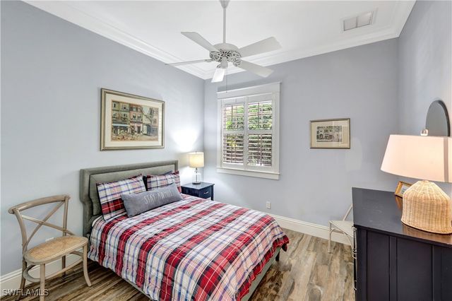 5288 Sand Dollar LN, Naples, FL 34103