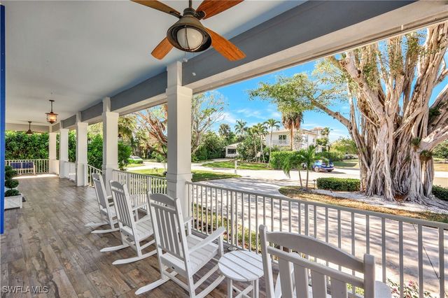 5288 Sand Dollar LN, Naples, FL 34103