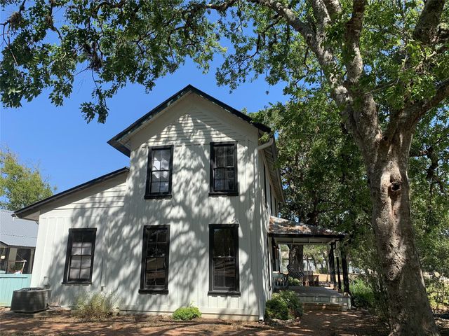 2201 W 290 Highway B, Dripping Springs, TX 78620