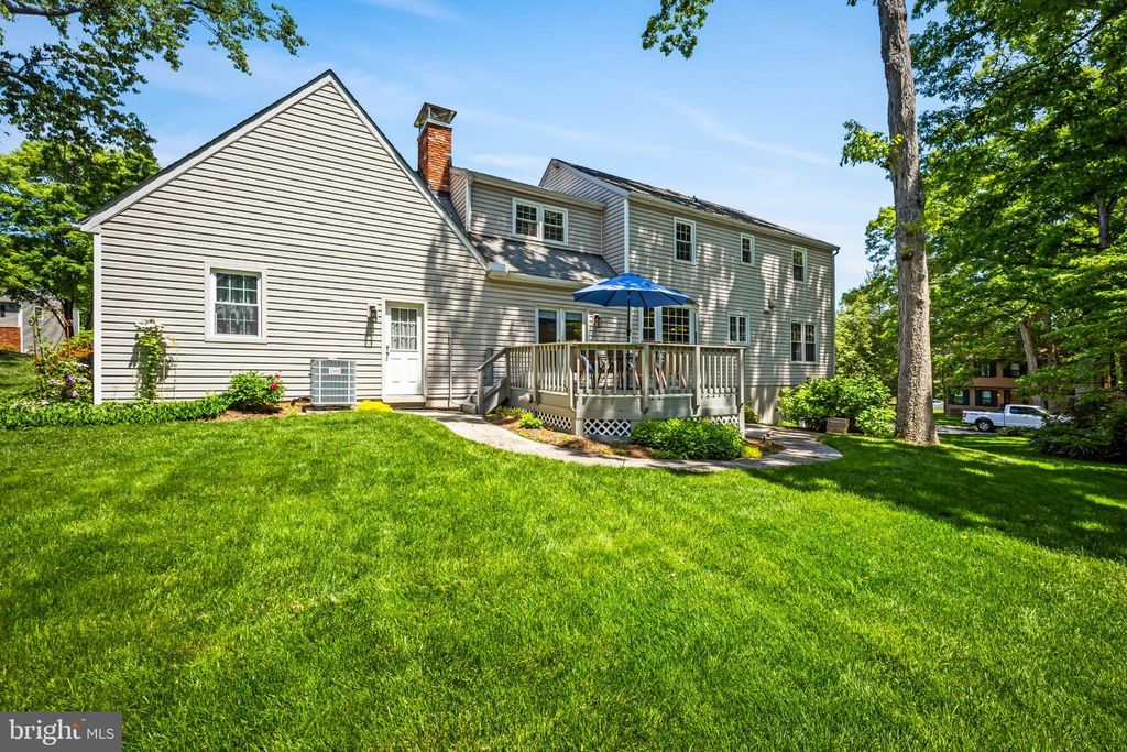 Image 40 of property listing at 467 YORKSHIRE DR, Severna Park, MD 21146
