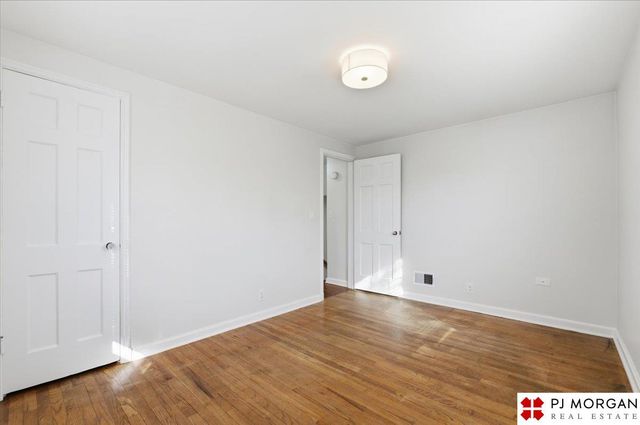 4912 William Street, Omaha, NE 68106