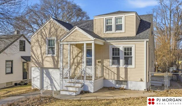 4912 William Street, Omaha, NE 68106