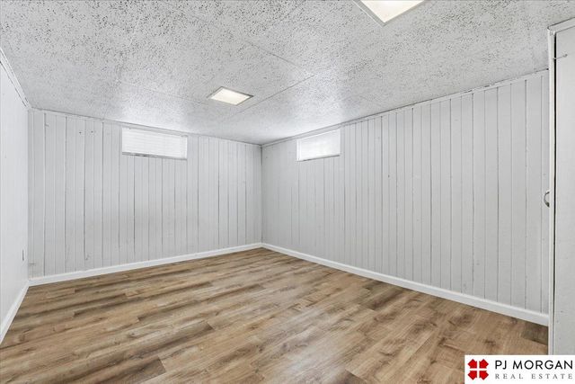 4912 William Street, Omaha, NE 68106