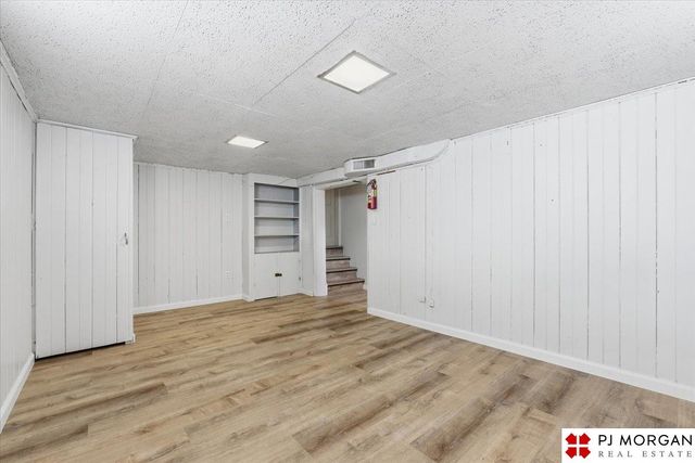 4912 William Street, Omaha, NE 68106