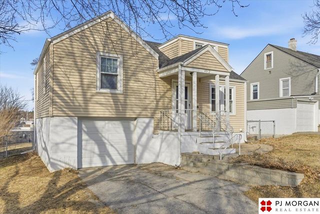 4912 William Street, Omaha, NE 68106