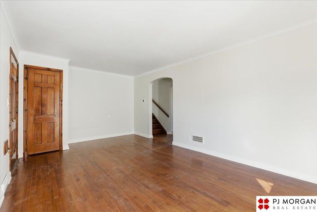 4912 William Street, Omaha, NE 68106