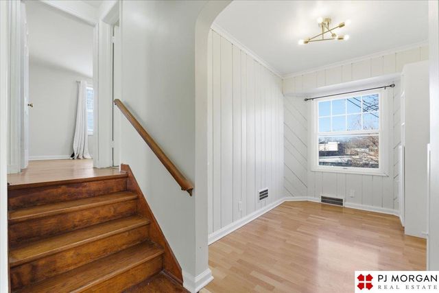 4912 William Street, Omaha, NE 68106