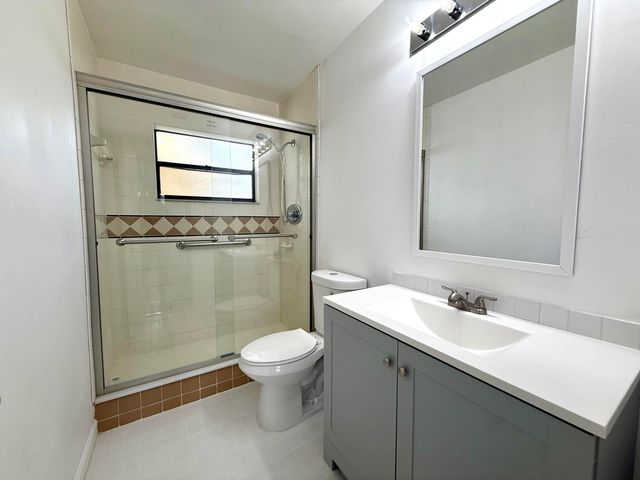 11319 Royal Palm Boulevard B-2, Coral Springs, FL 33065