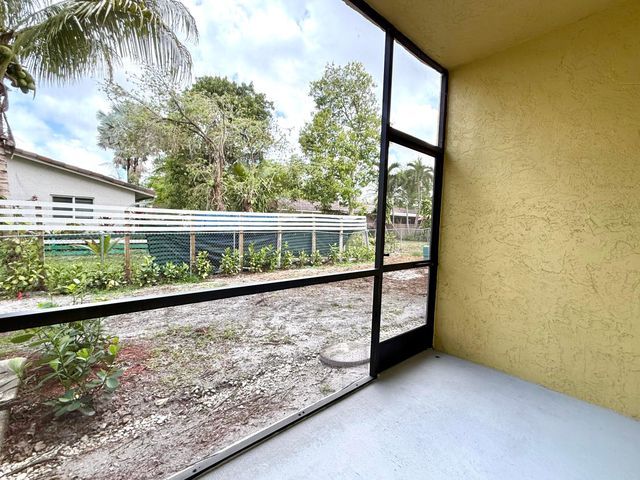 11319 Royal Palm Boulevard B-2, Coral Springs, FL 33065